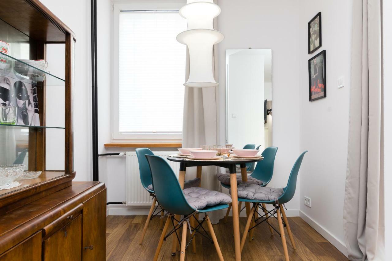 Independence Museum Charming Apartment ワルシャワ エクステリア 写真